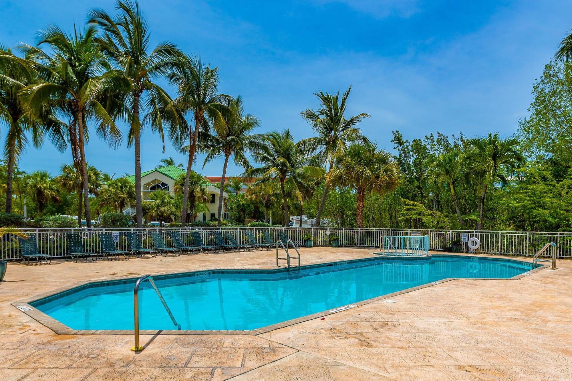 Sunrise Suites - Sea Breeze Suite 101 Key West Ruang foto